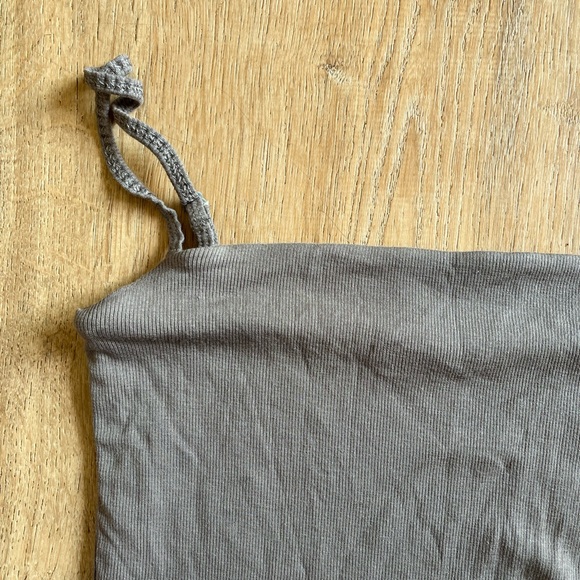 Aritzia Sunday Best ribbed bodysuit / size S / taupe - Picture 2 of 10